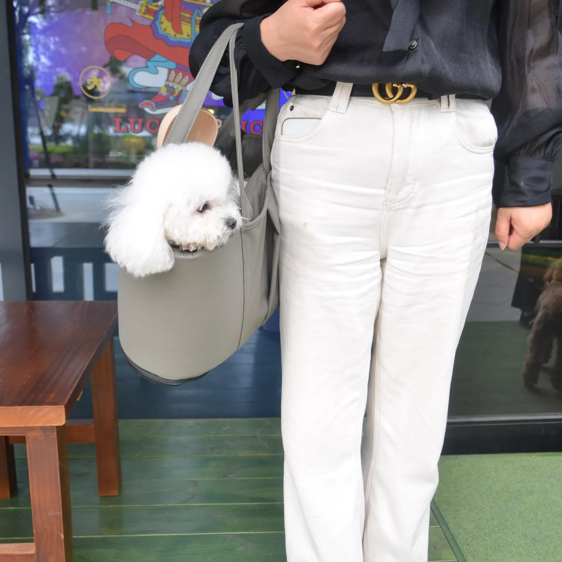 Fashion Faux Leather Dog Bed for Car, Soft PP Cotton Synthetic Leather Pet Net for out Door
